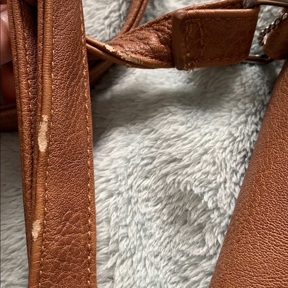 πLeather Crossbody Bag - Picture 8 of 8